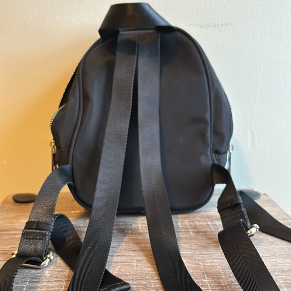 COPY - Mini Backpack Forever 21 - Picture 3 of 3